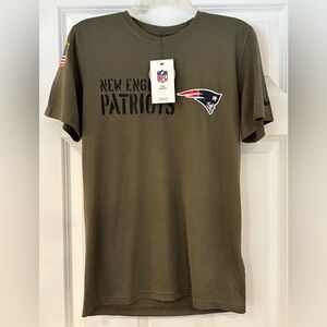 Nike New England Patriots ‘Salute to Service’ Short Sleeve Tee - Size S